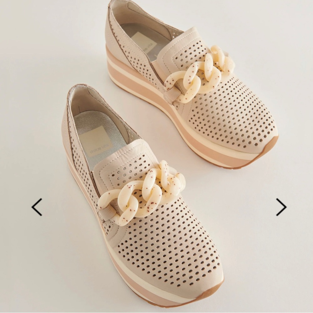 NWT Dolce Vita Jhennee Perforated Sneaker Loafer Clog Platform Suede Beige
